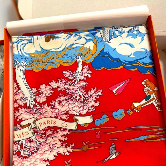 Hermes Sur Mon Nuage scarf 90 Rose Vif / Bleu / Multicolore - Picture 5 of 13